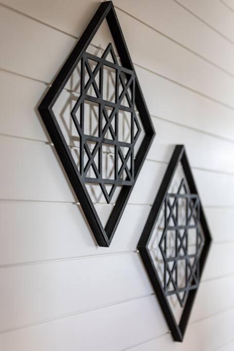 New The Yellow Beacon-Luxury Shipping Container Fredericksburg Ngoại thất bức ảnh